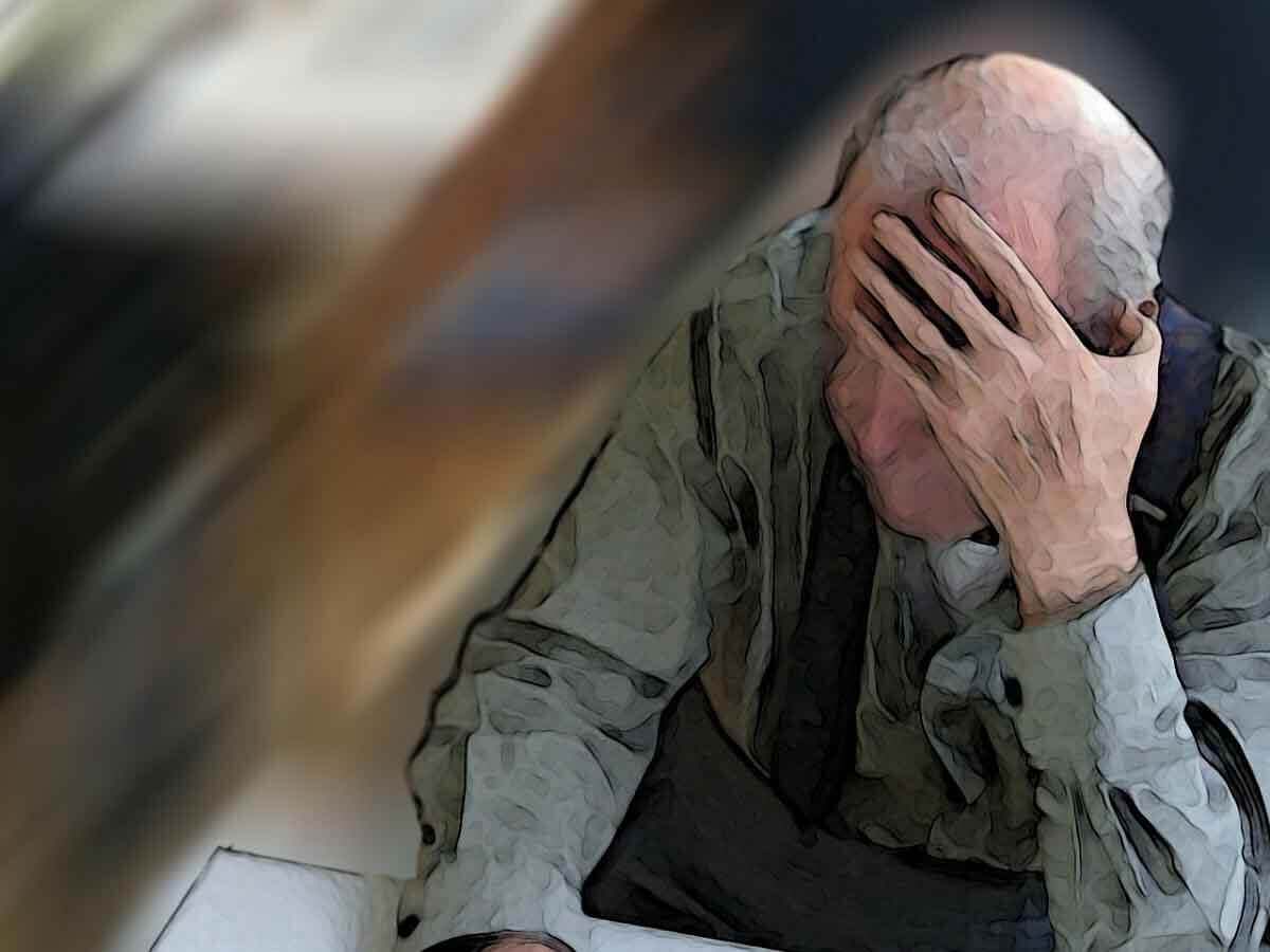 Alzheimer’s Disease: Definition, Symptoms, 12 Risk Factors, Causes, Diagnosis, and How To Deal With It